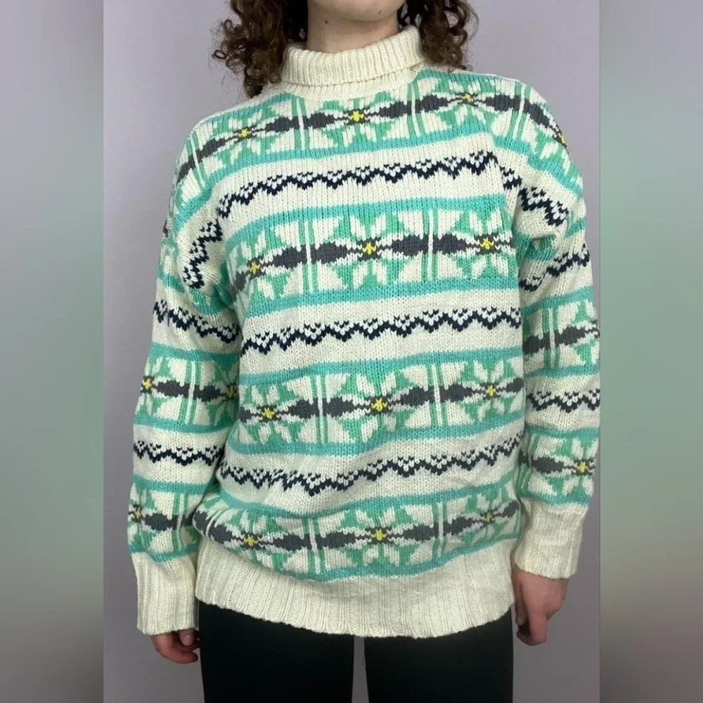 American Eagle Outfitters Multicolor Knit Sweater XS Oversized PTP 23 - Picture 1 of 5